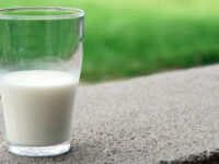 skaza białkowa mleko